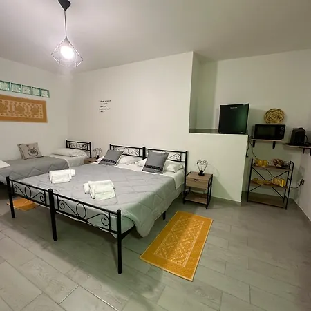 Il Rifugio Delle Parole Нуоро