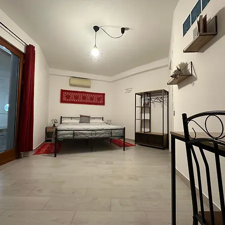 Il Rifugio Delle Parole Нуоро